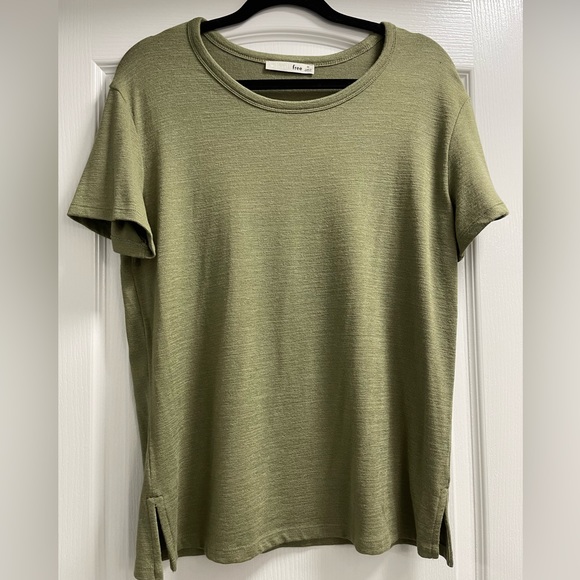 Aritzia | Tee - Jersey Knit - Picture 1 of 7